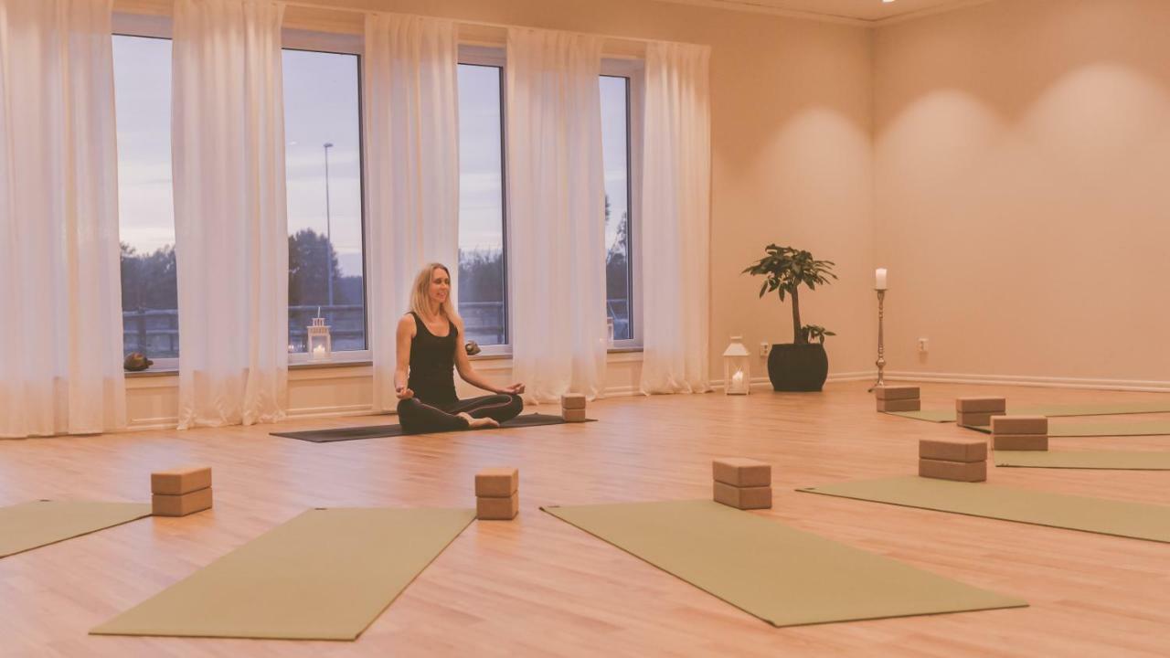 Oelands Yoga Studio & Islandshaestar, Stugor & Rum Мёрбюлонга Экстерьер фото
